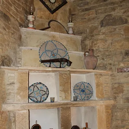 Rodoulas Village House بيت للعطل كاكوبرتريا